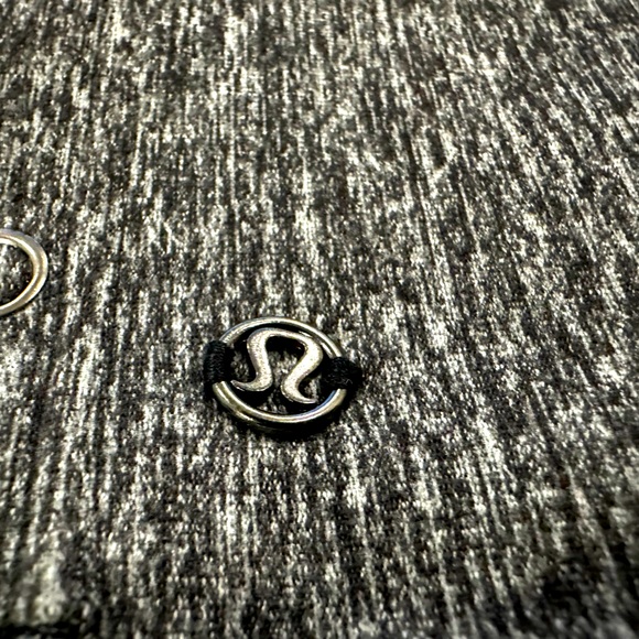 Lululemon athletica vinyasa scarf unisex grey - never used - Picture 1 of 5